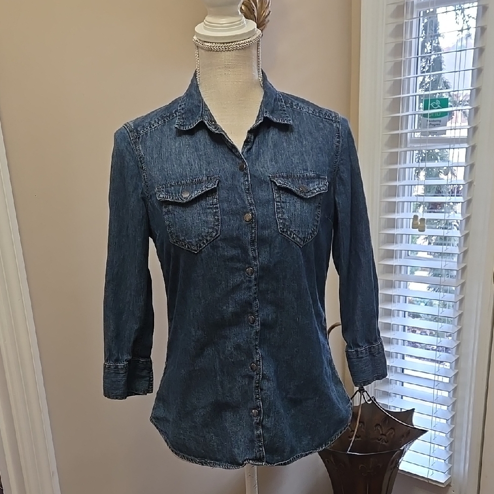 Calvin Klein Jeans Blue Denim Snap Top 3/4 sleeve 100% cotton 2 front pockets S